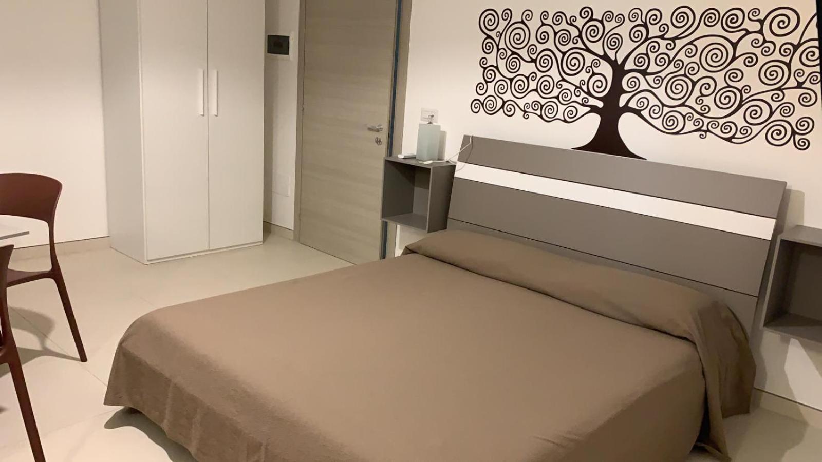 Casa Vacanze Rossini 切萨雷奥港 外观 照片