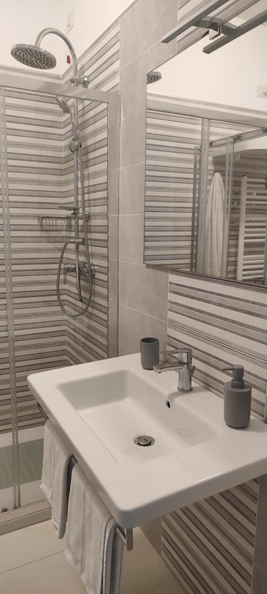 Casa Vacanze Rossini 切萨雷奥港 外观 照片